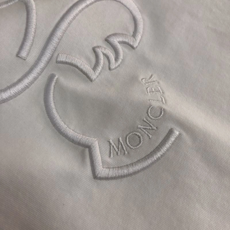 Seasonal Moncler T-Shirts 142970