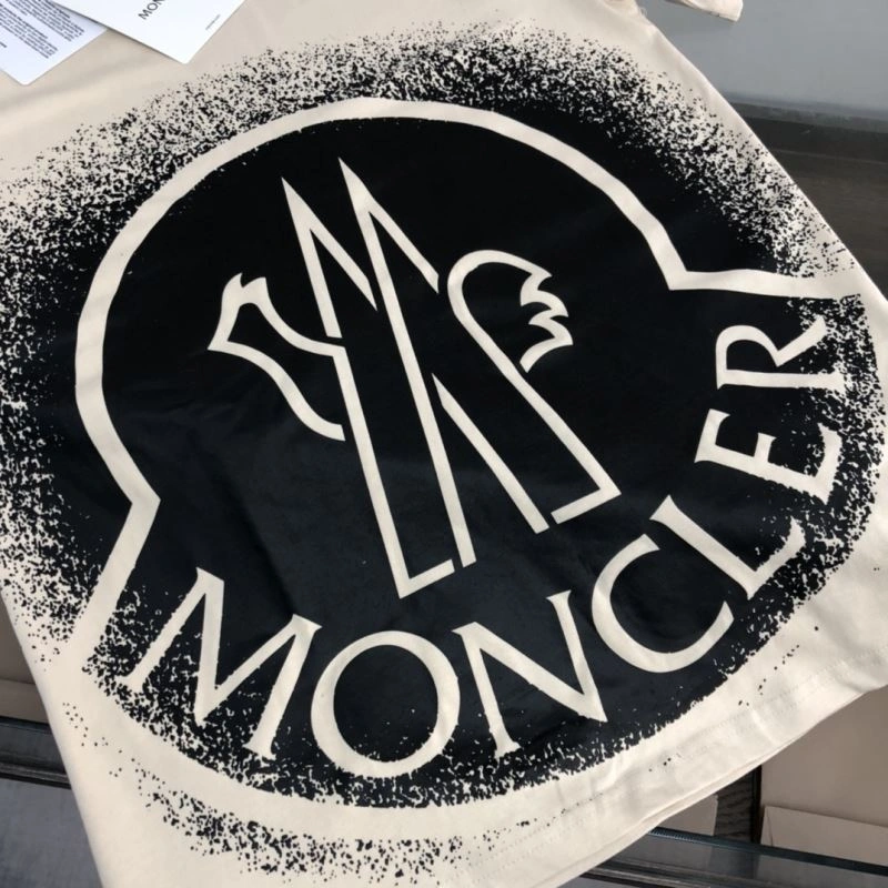 Efficient Moncler T-Shirts 142954