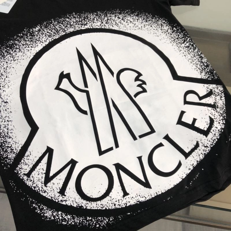 Moncler T-Shirts Attractive 142947