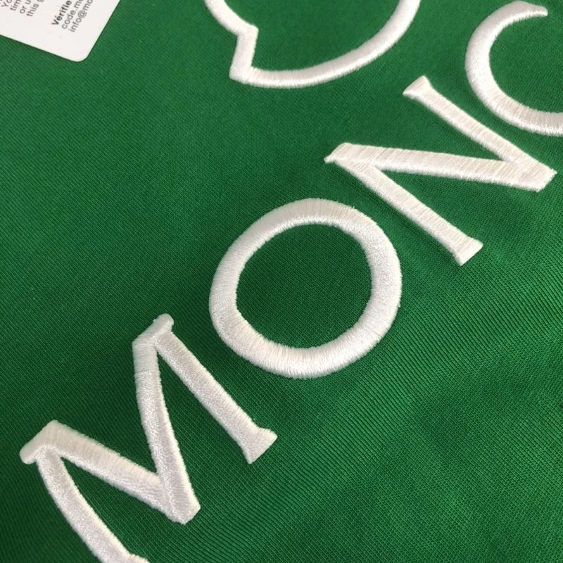 Moncler T-Shirts ComfortFit 142959