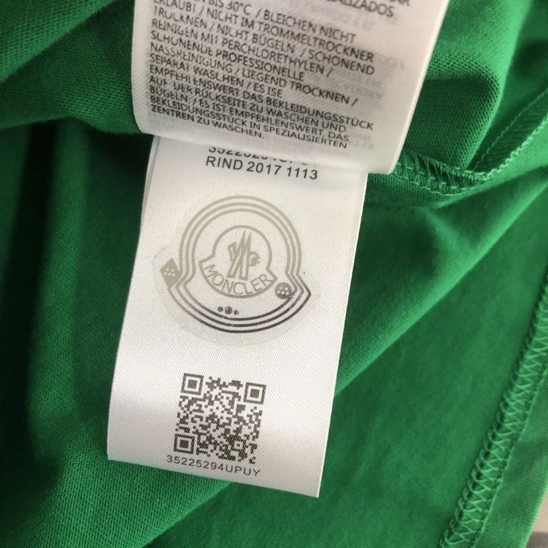 Moncler T-Shirts ComfortFit 142959