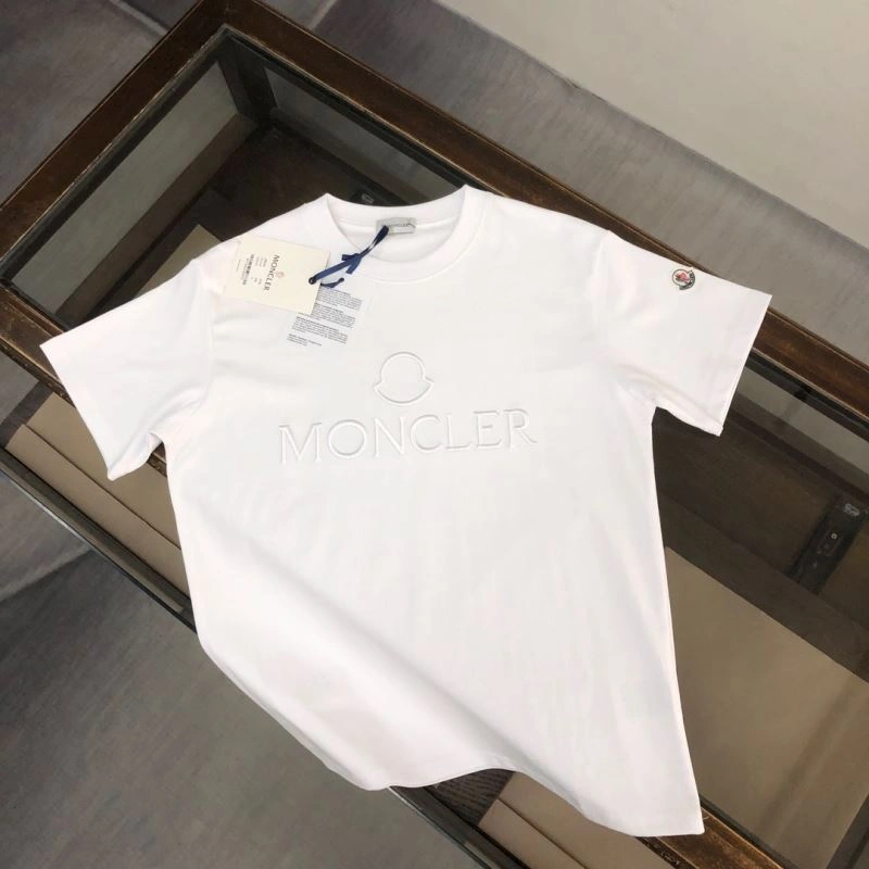 Moncler T-Shirts Comfortable 142960
