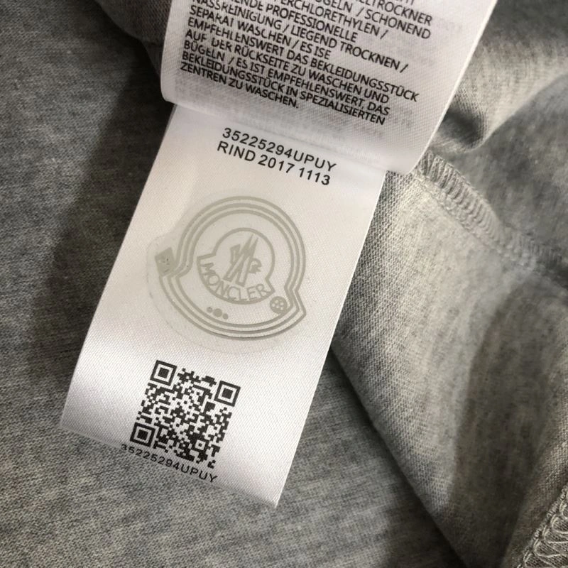 Classic Moncler T-Shirts 142950