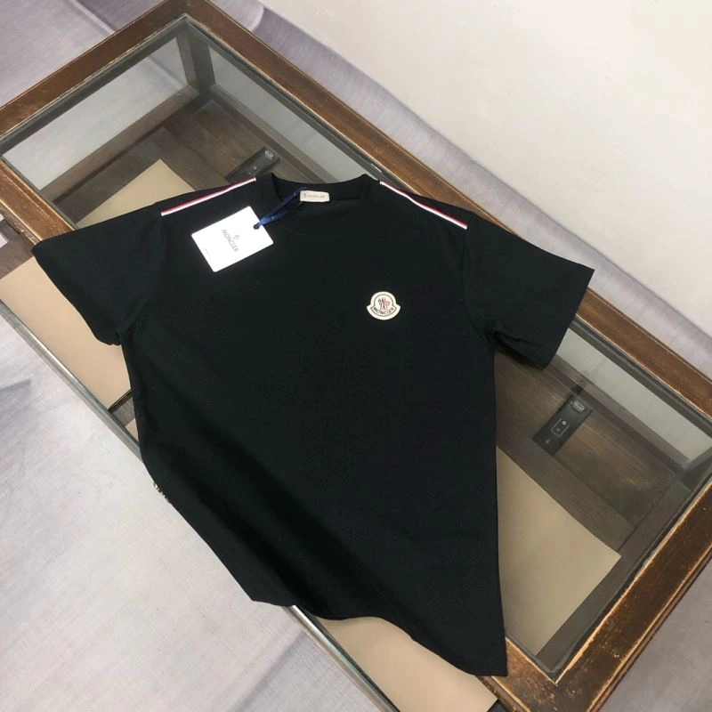 Moncler T-Shirts TravelReady 142964