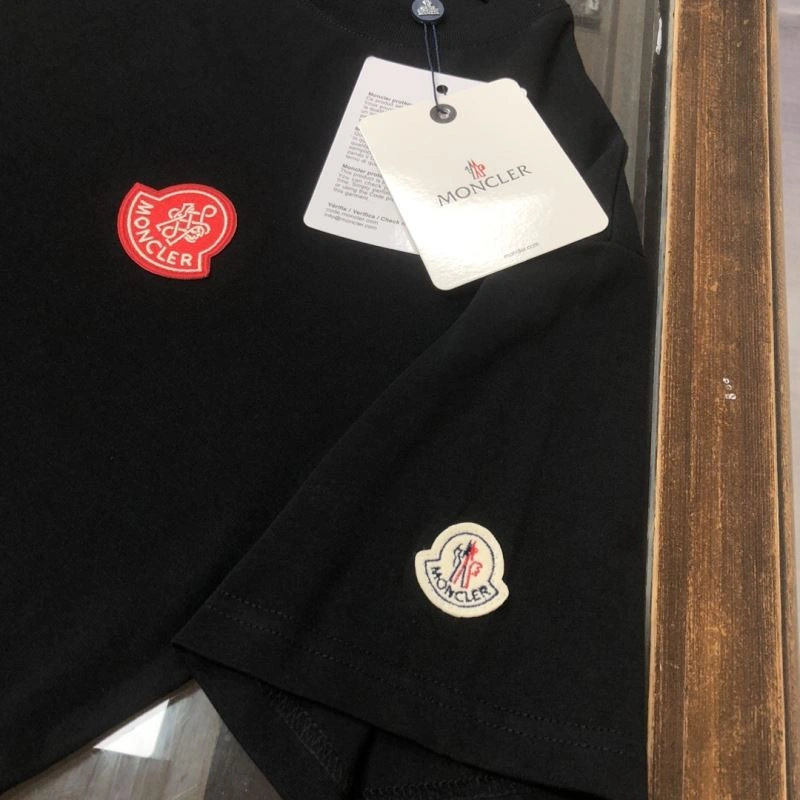 Moncler T-Shirts Compact 142943