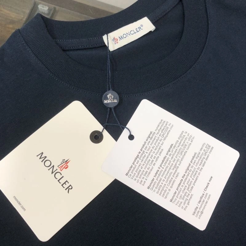 Timeless Moncler T-Shirts 142940