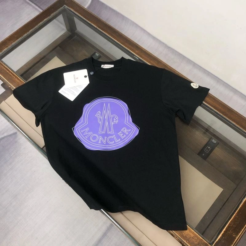 Moncler T-Shirts Unisex 142941