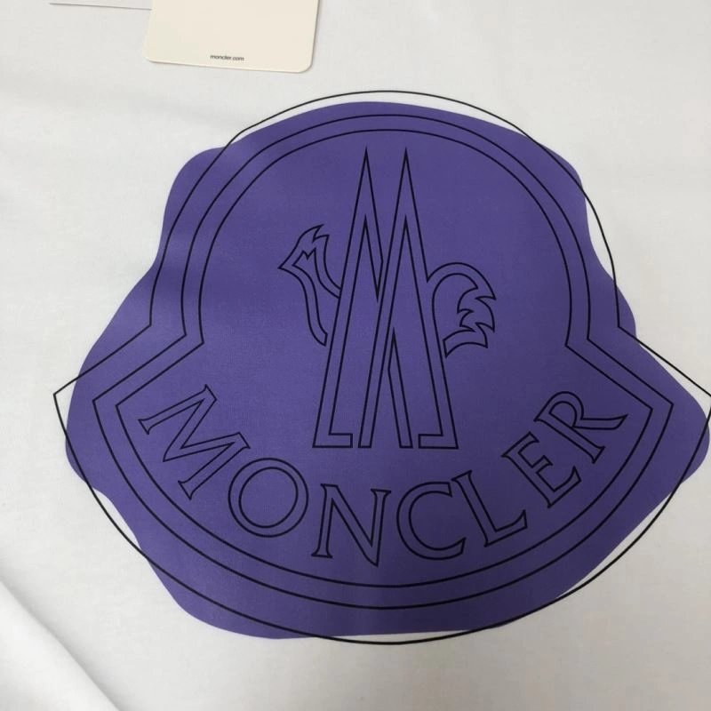 Practical Moncler T-Shirts 142944