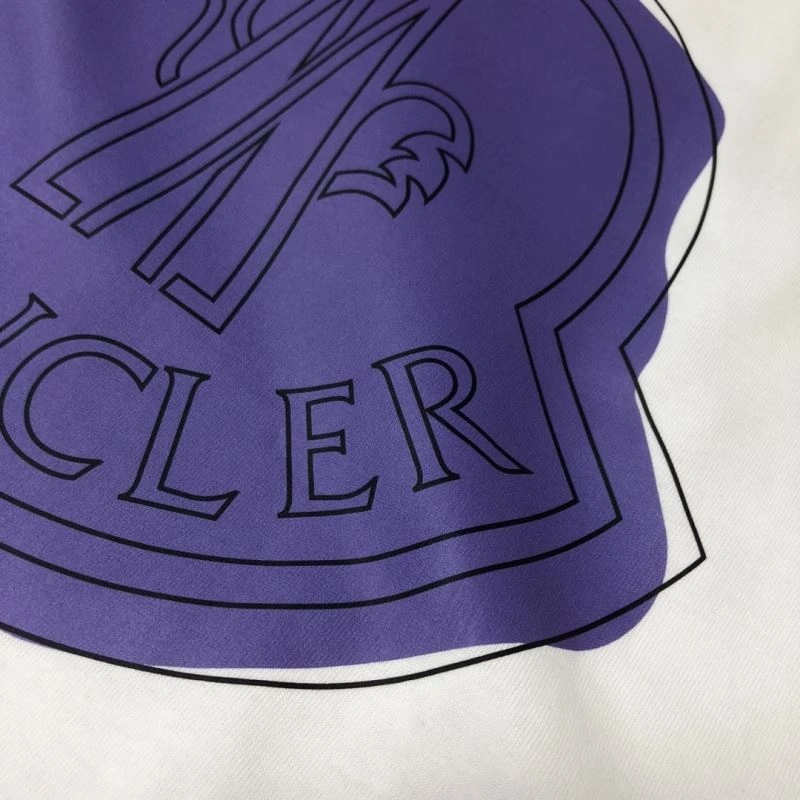 Practical Moncler T-Shirts 142944