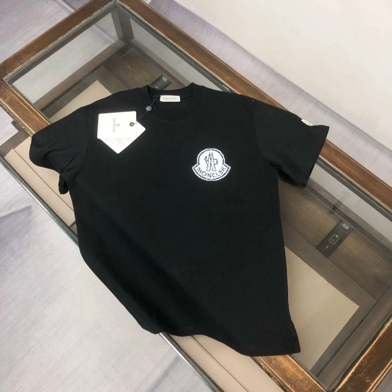 Supportive Moncler T-Shirts 142938