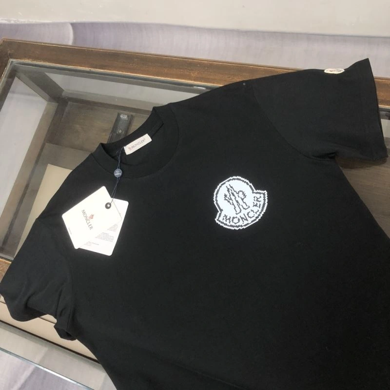 Supportive Moncler T-Shirts 142938