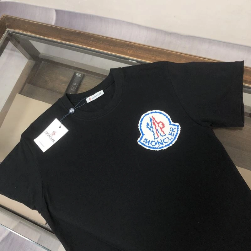 Elegant Moncler T-Shirts 142936