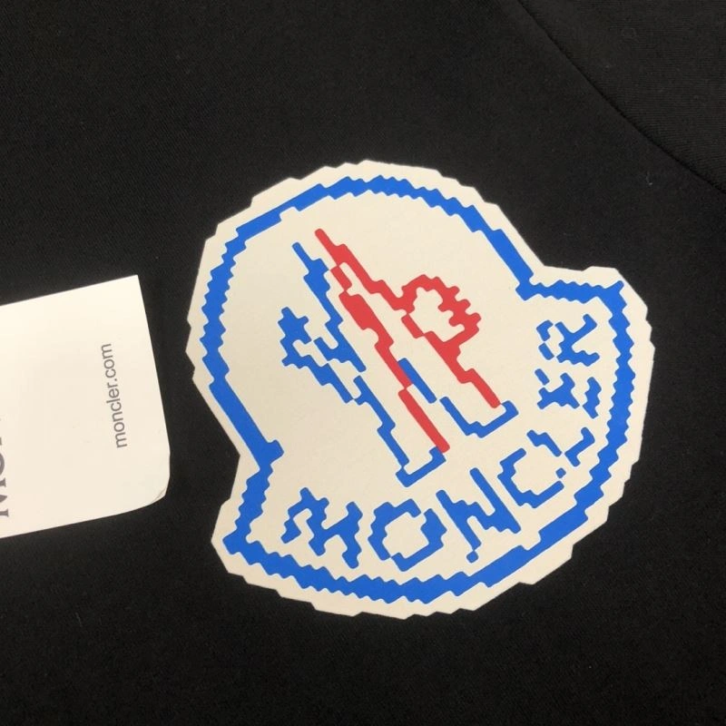 Elegant Moncler T-Shirts 142936