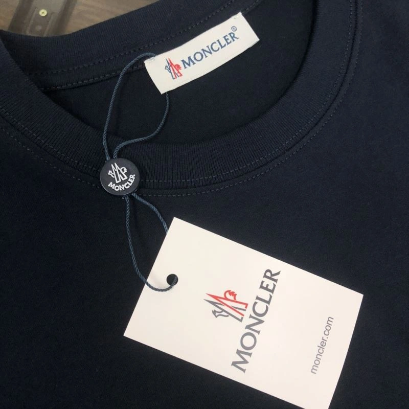 MoistureWicking Moncler T-Shirts 142933