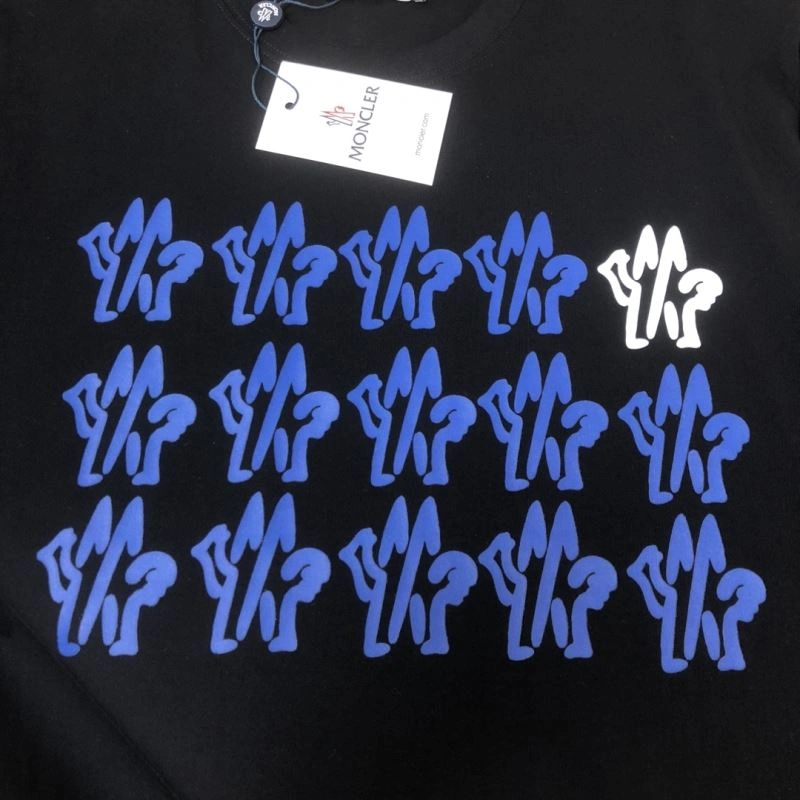 Moncler T-Shirts Supportive 142930