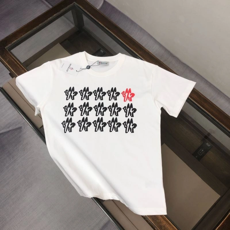 ZipUp Moncler T-Shirts 142929