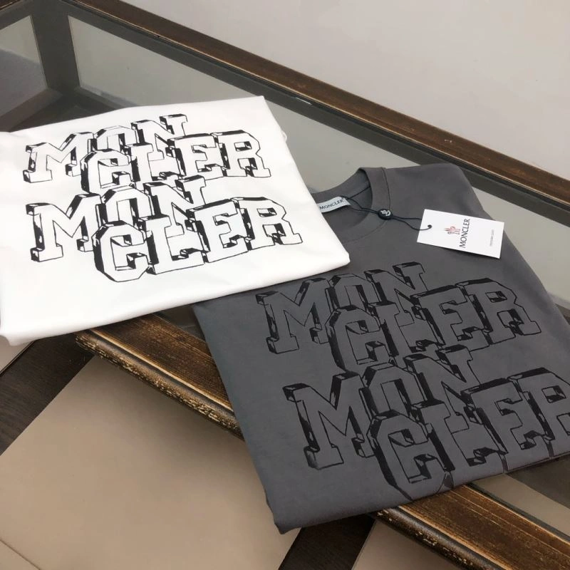 DailyWear Moncler T-Shirts 142926