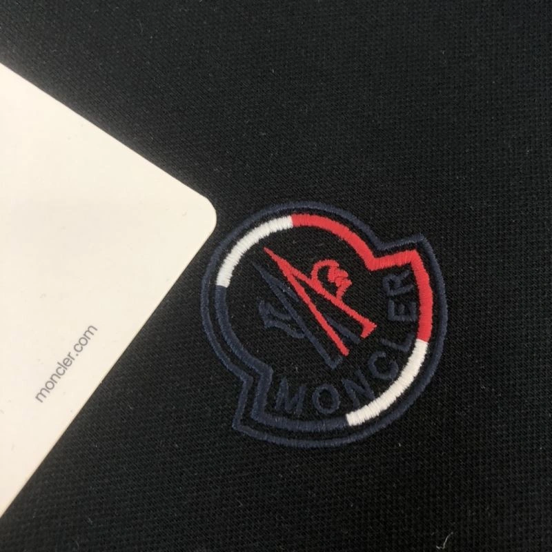 Vibrant Moncler T-Shirts 142920