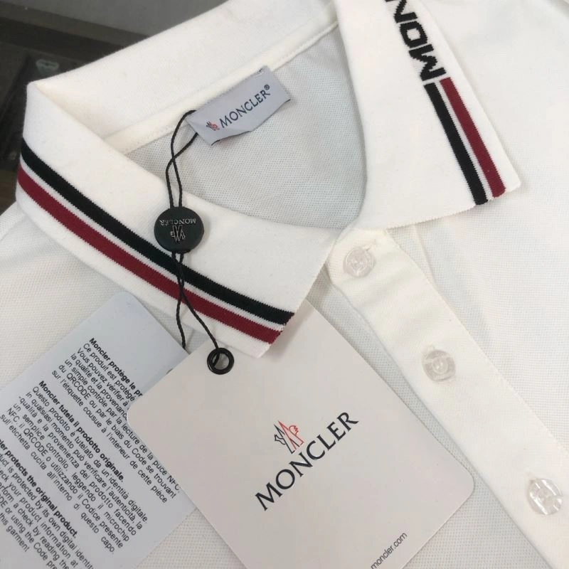 Moncler T-Shirts Breathable 142909