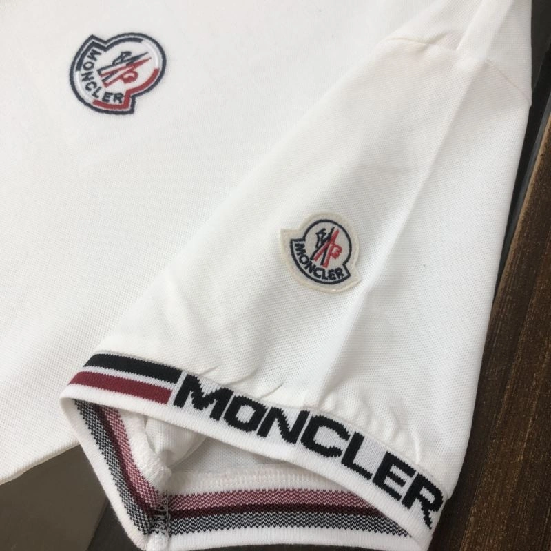 Moncler T-Shirts Breathable 142909