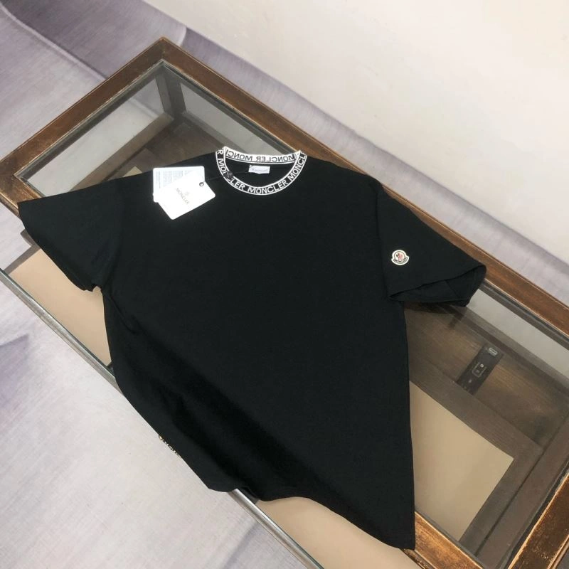 Moncler T-Shirts Supportive 142907