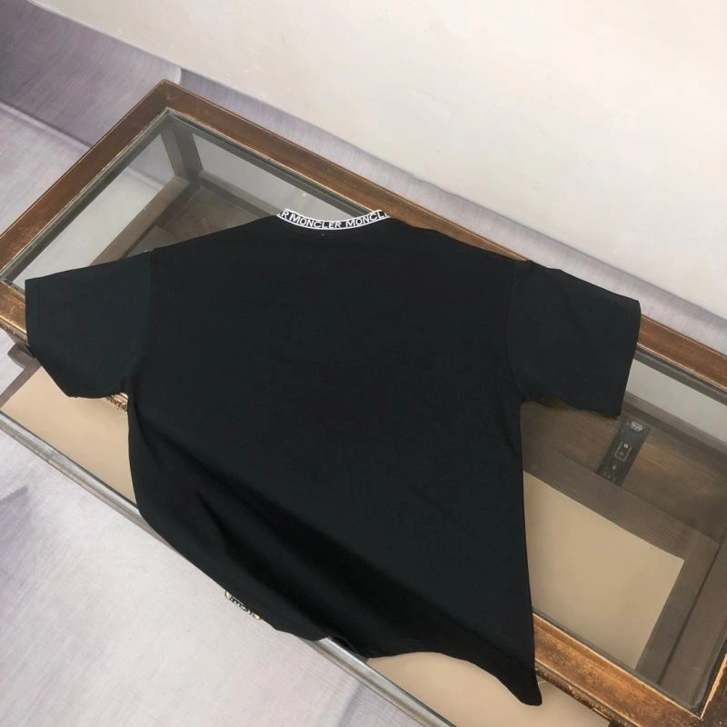 Moncler T-Shirts Supportive 142907