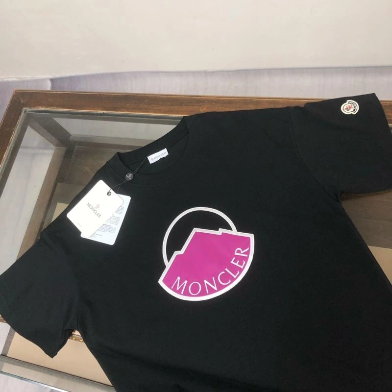 Premium Moncler T-Shirts 142906