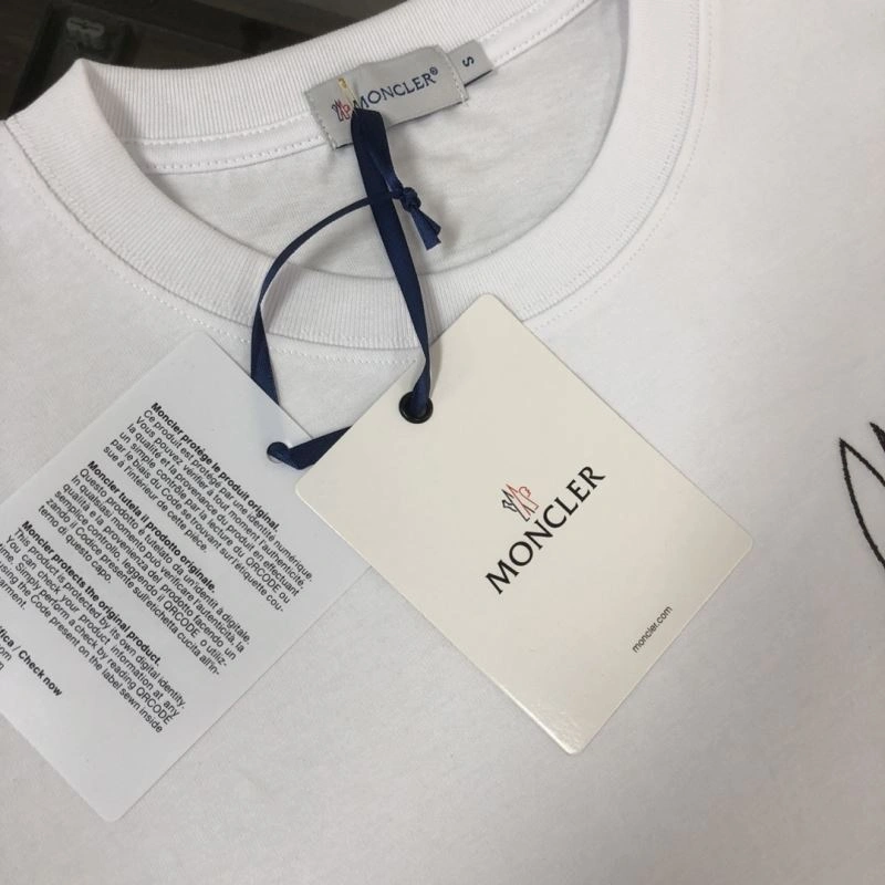 Moncler T-Shirts Trendy 142922