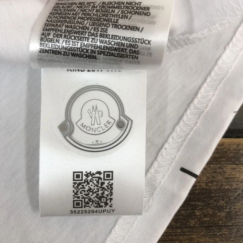 Moncler T-Shirts Trendy 142922