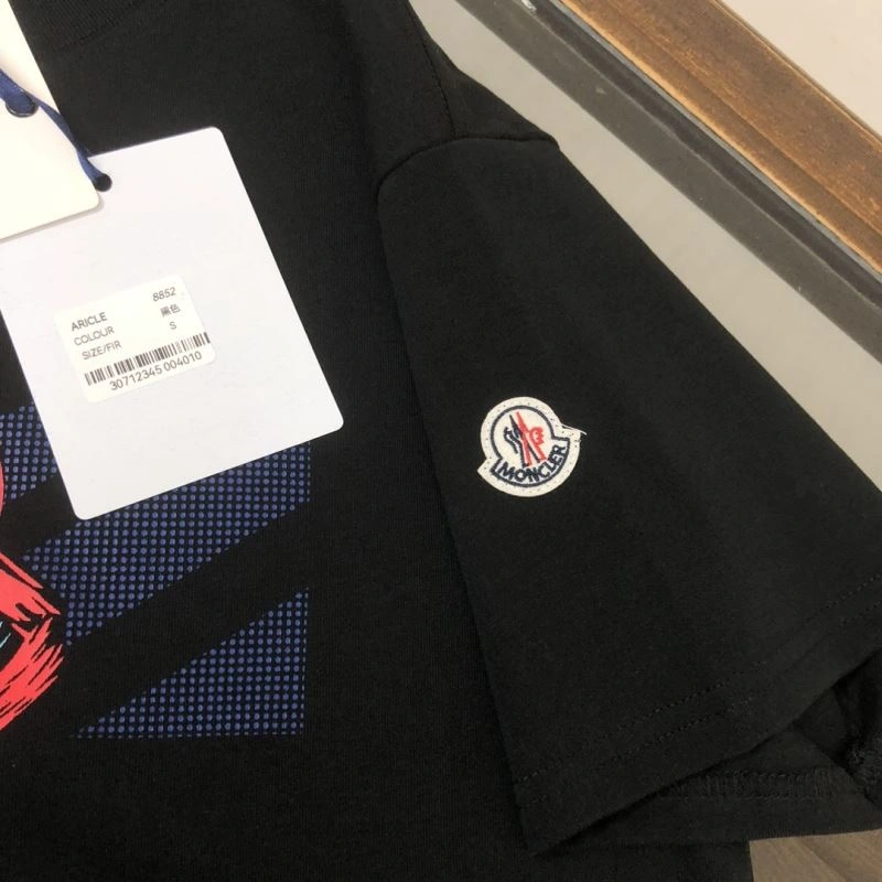 BestValue Moncler T-Shirts 142916