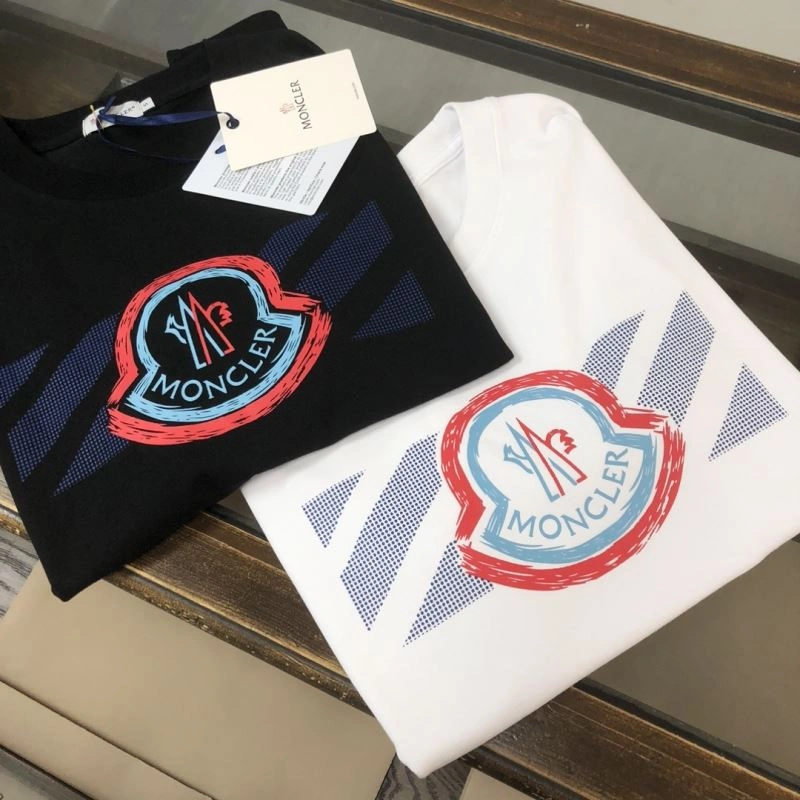 Moncler T-Shirts Fashionable 142901
