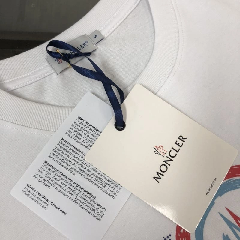 Moncler T-Shirts Fashionable 142901