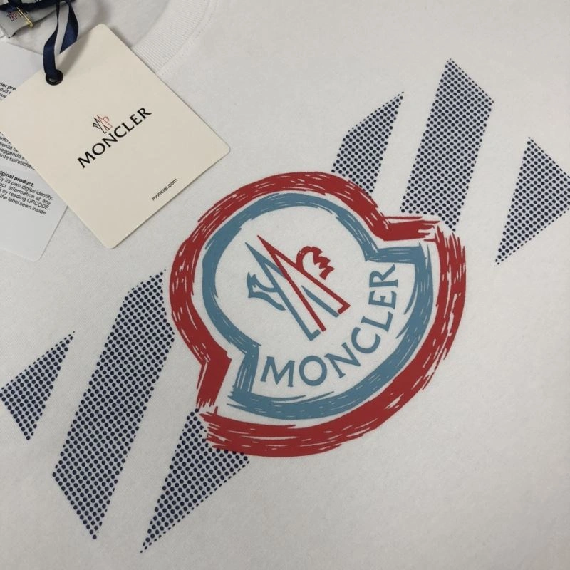 Moncler T-Shirts Fashionable 142901