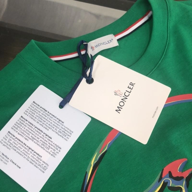 Moncler T-Shirts FreshLook 142923