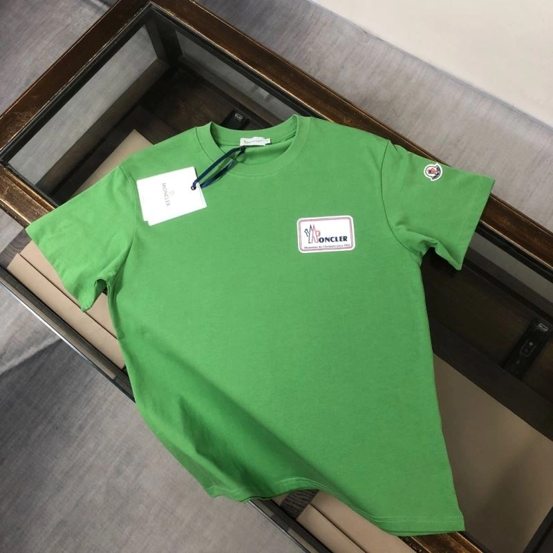 WellDesigned Moncler T-Shirts 142899