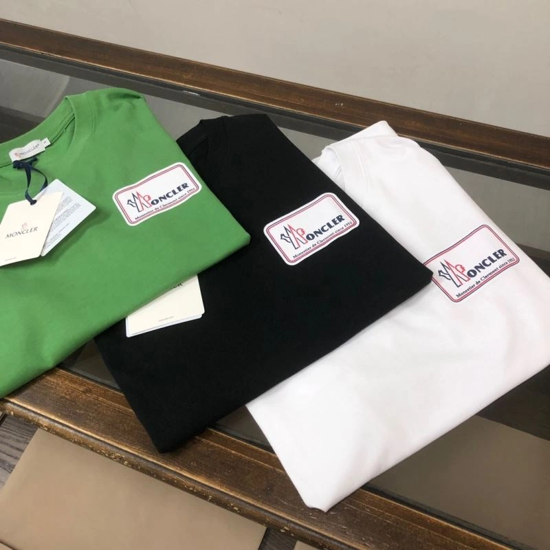 WellDesigned Moncler T-Shirts 142899