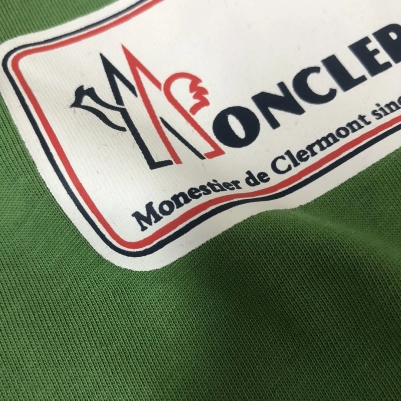 WellDesigned Moncler T-Shirts 142899