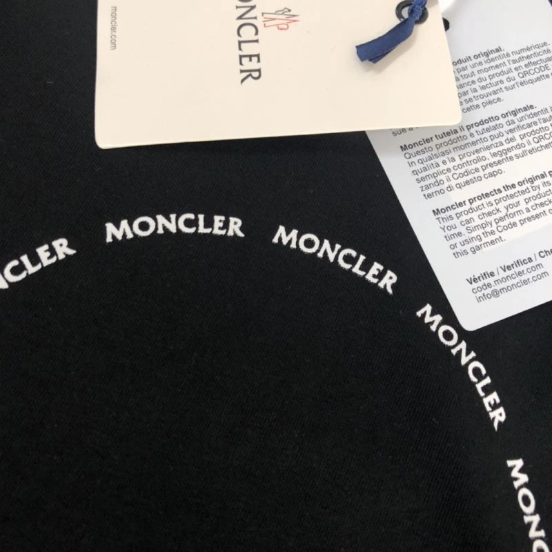 WaterResistant Moncler T-Shirts 142895