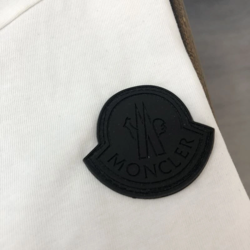 Timeless Moncler T-Shirts 142893