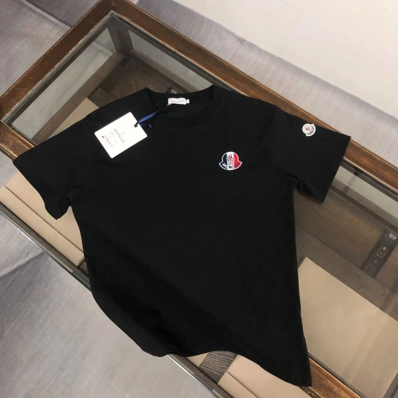 Minimalist Moncler T-Shirts 142886