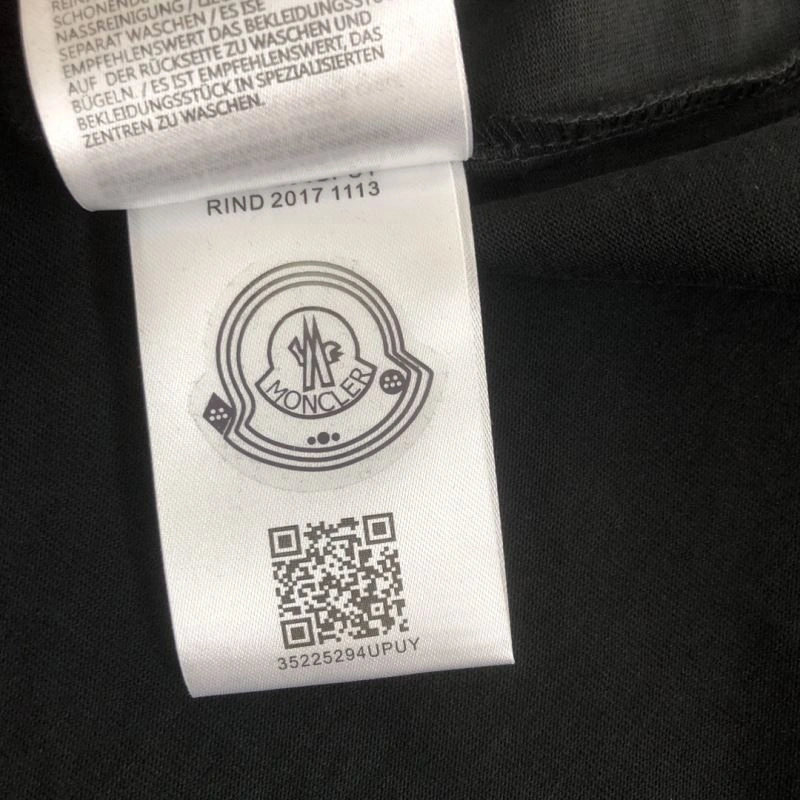 Minimalist Moncler T-Shirts 142886