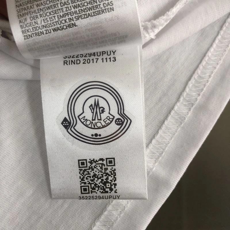 Functional Moncler T-Shirts 142885
