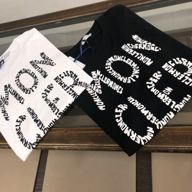 Moncler T-Shirts Comfortable 142874