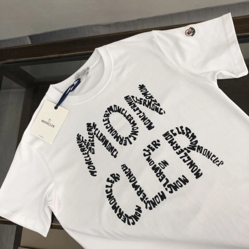 Moncler T-Shirts Comfortable 142874
