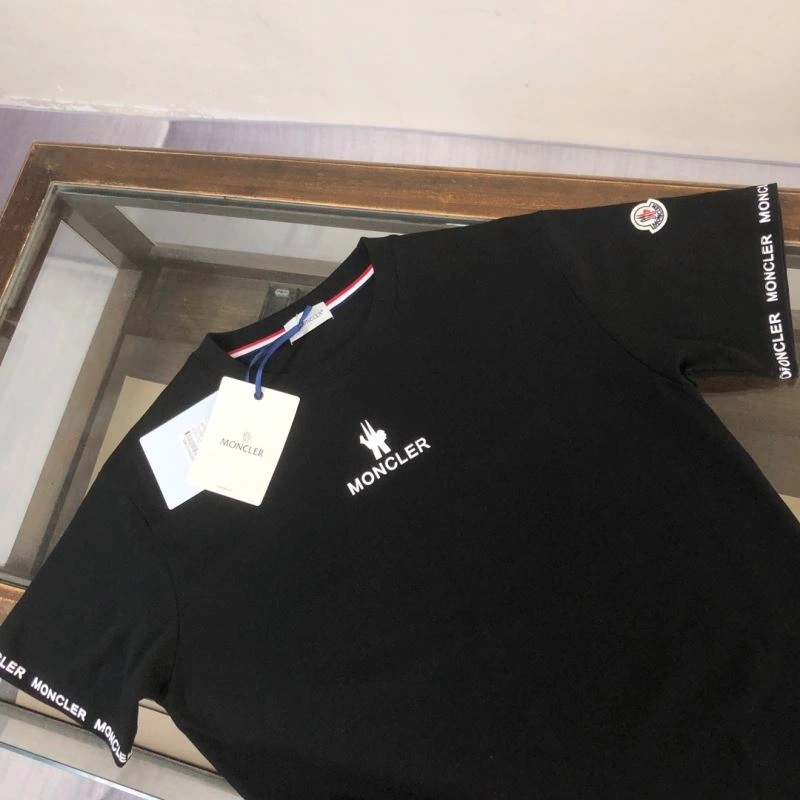 MultiPurpose Moncler T-Shirts 142870