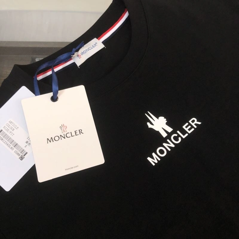 MultiPurpose Moncler T-Shirts 142870