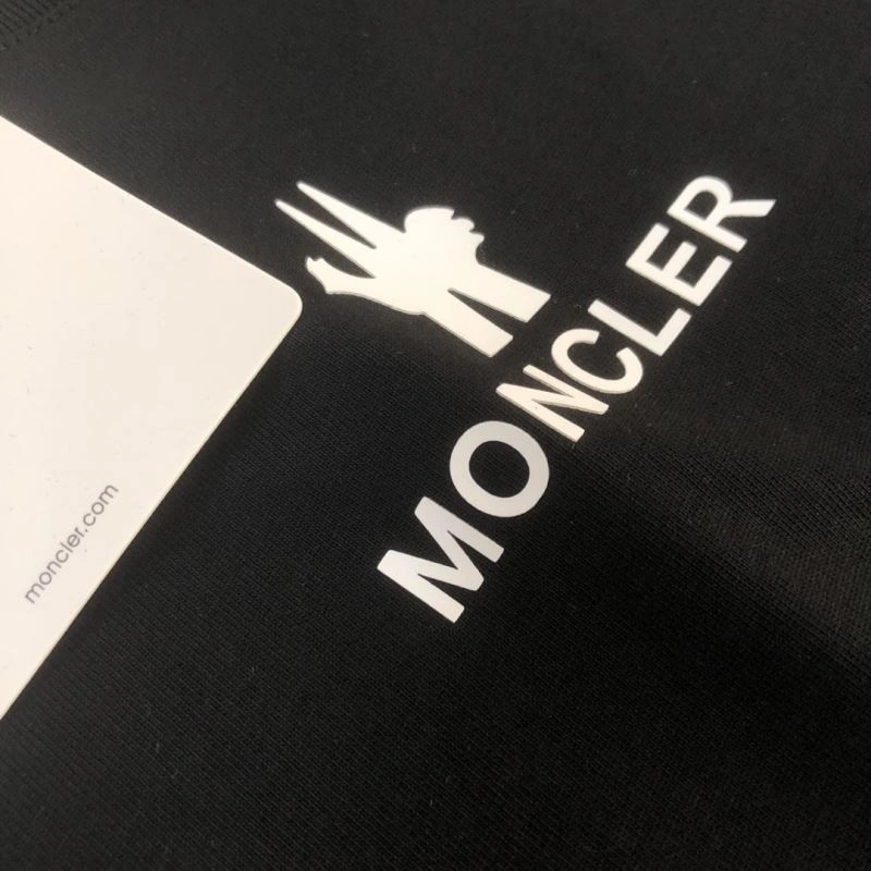 MultiPurpose Moncler T-Shirts 142870