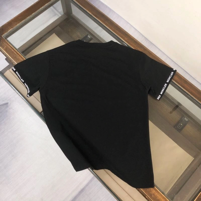 MultiPurpose Moncler T-Shirts 142870