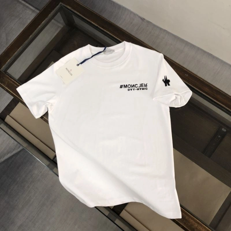 Effortless Moncler T-Shirts 142865