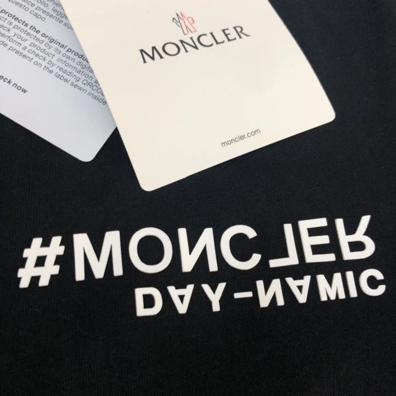Moncler T-Shirts RelaxedFit 142859